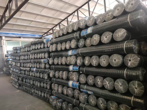 Zhenmei Galvanized Iron Wire Mesh Square 13x13 25x25 25meters Per Roll Bending Cutting Welding Services Included